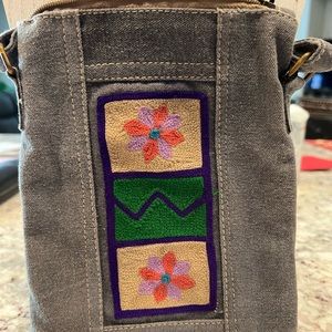 Small Crossbody bag with Embroidered Flowers